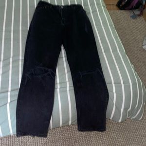 Abercrombie jeans! Size 28 6R, black, holes in the knees. Worn under 10 times